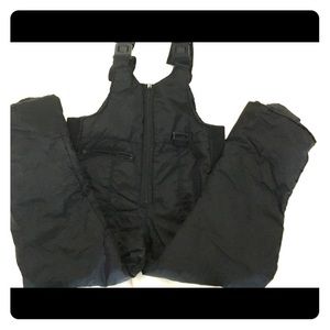 Boys Chalet size 5/6 Black Puffer Bibs